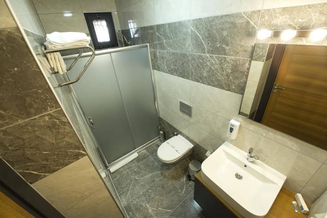 Big Point Plus Hotel Biga Exterior photo