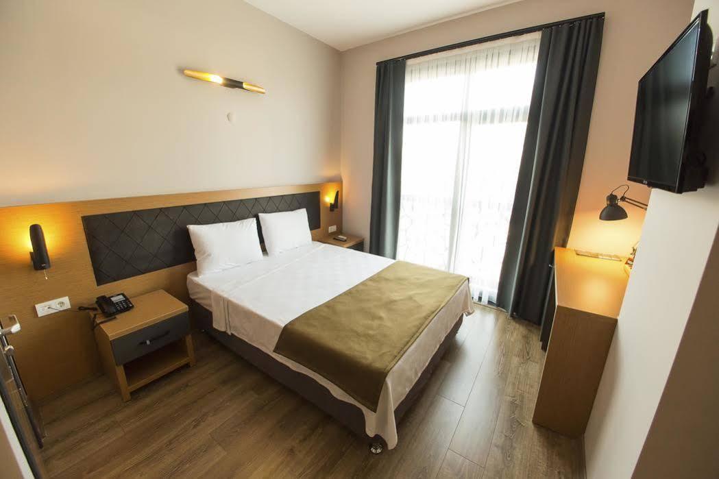 Big Point Plus Hotel Biga Exterior photo