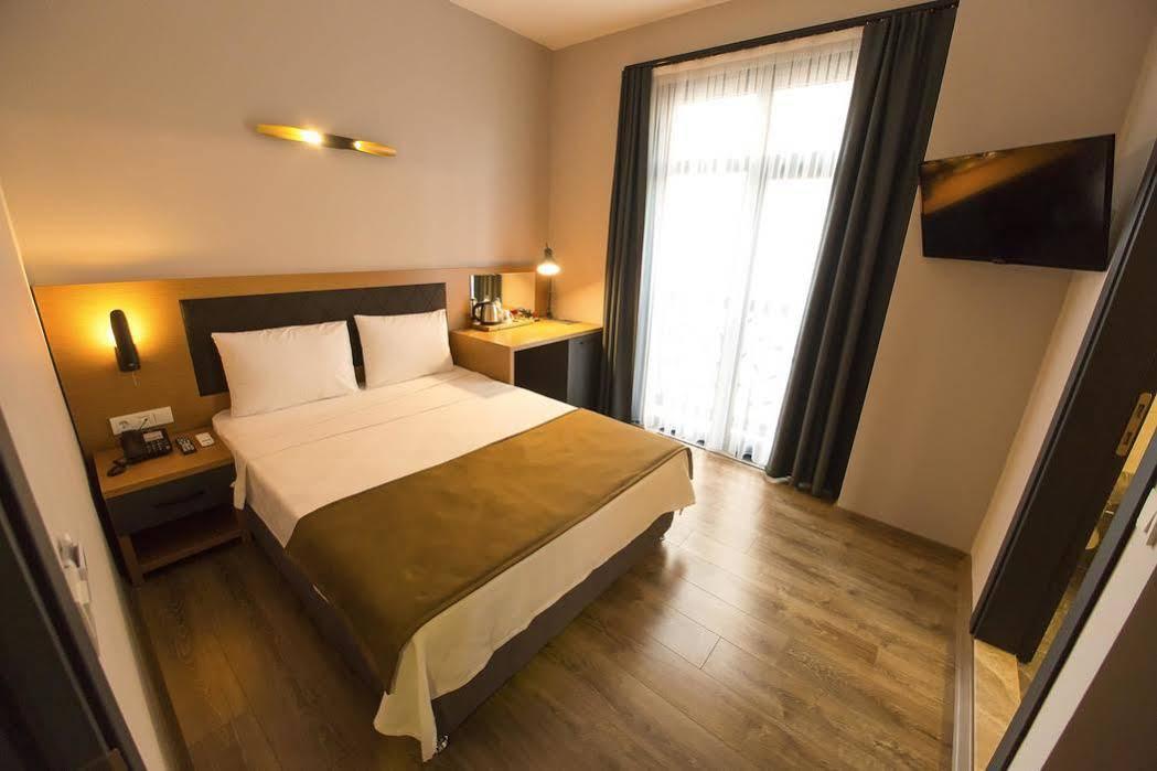 Big Point Plus Hotel Biga Exterior photo